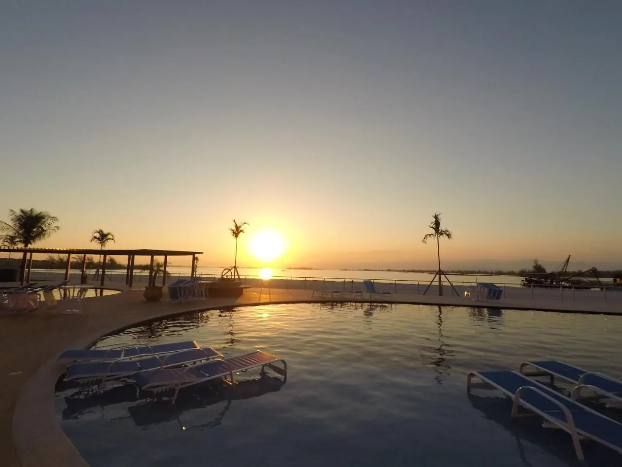 Golden Lake - Flx Pe Na Areia 1 Arraial Do Cabo 0*,  Brazil